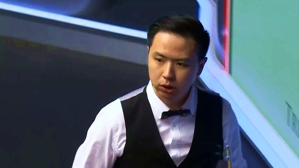 她对自己的 她对自己的