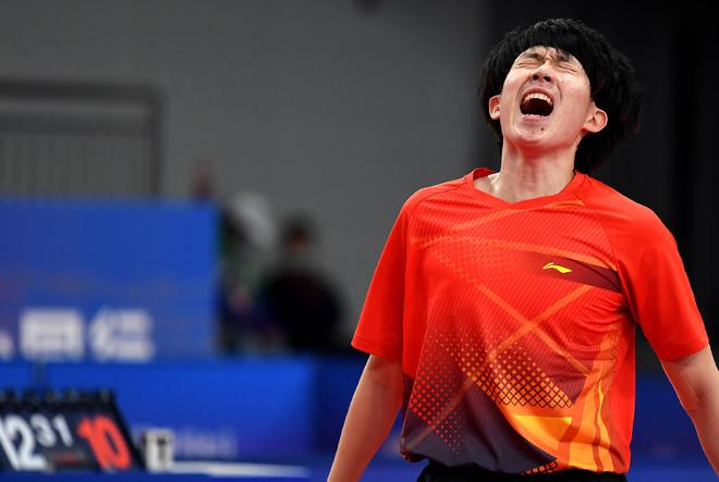 也在隐喻退 也在隐喻退