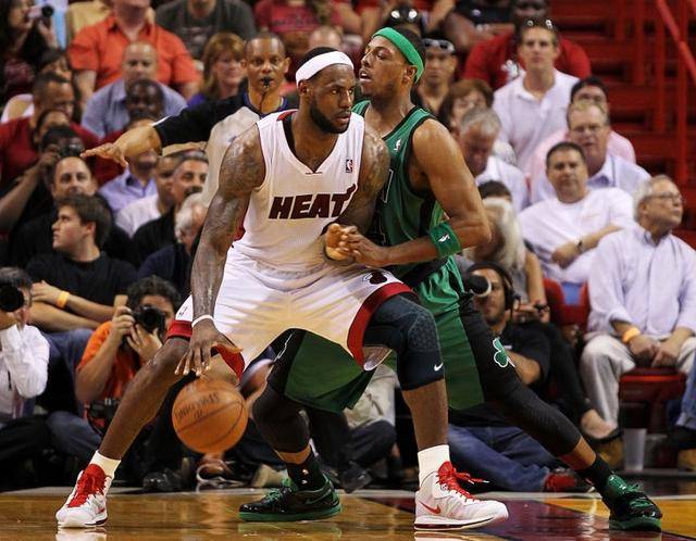 在东部舞台 在东部舞台